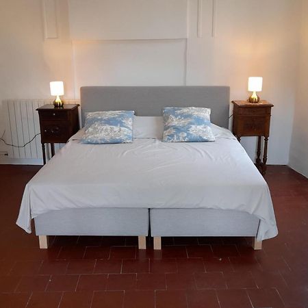 Bed and Breakfast La Tour De Pezene Anduze Habitación foto